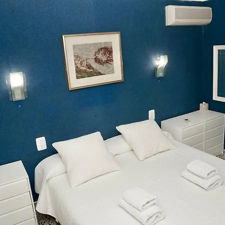 Voramar On Pinewalk Apartment