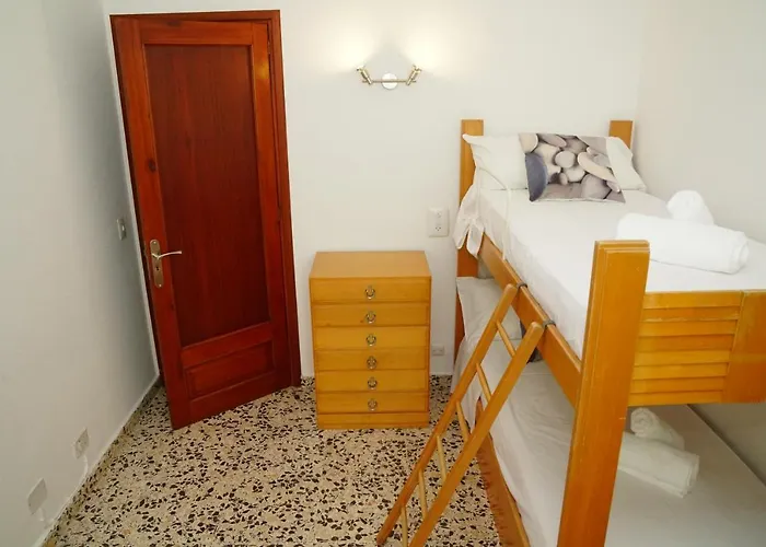 Voramar On Pinewalk Apartment