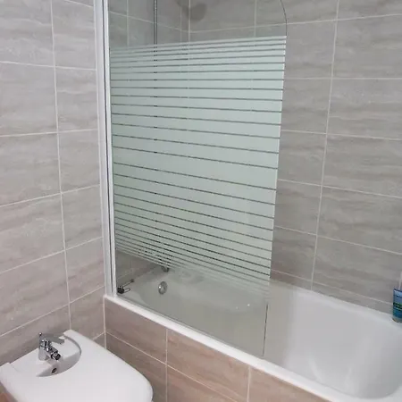 Апартаменти Voramar On Pinewalk *